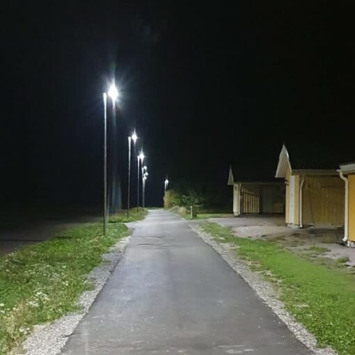 Pyörätien led-valaistus Paraisilla. Kuva: Paraisten kaupunki, Matias Jensén.
