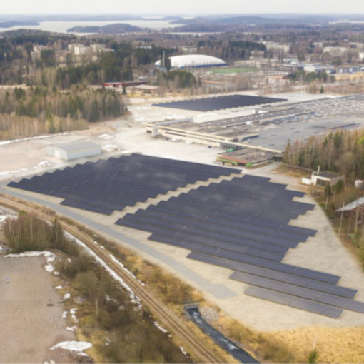 Rakennusvaiheen havainnekuva Iskun aurinkovoimalasta