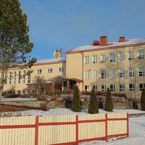 Kiukaisten koulu helmikuu 2023