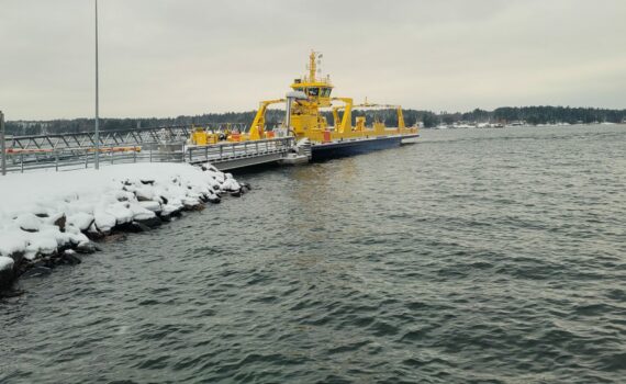 Hybridilossi Nauvo-Korppoo välillä.